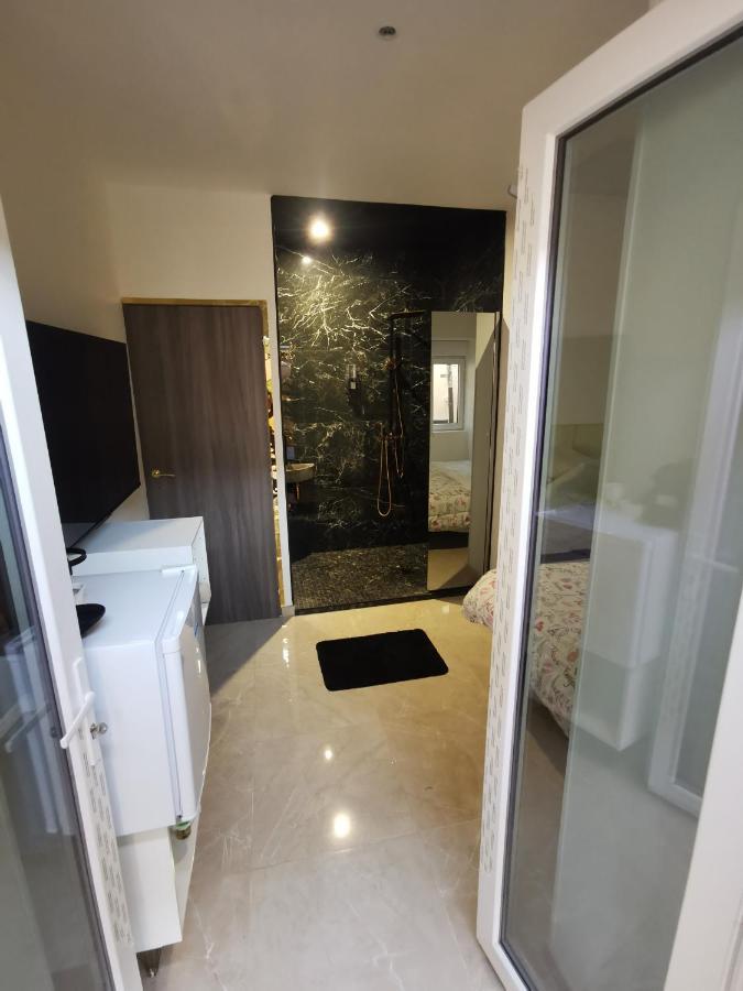 Lyon Superbe Jacuzzi Vue Sur Jardin Apartment Villeurbanne Exterior photo